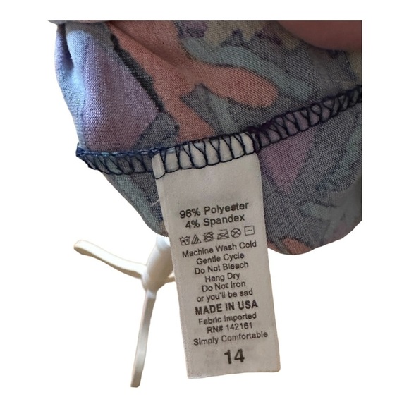 LulaRoe Bright Multicolor T-Shirt in Size 14 - Picture 3 of 3